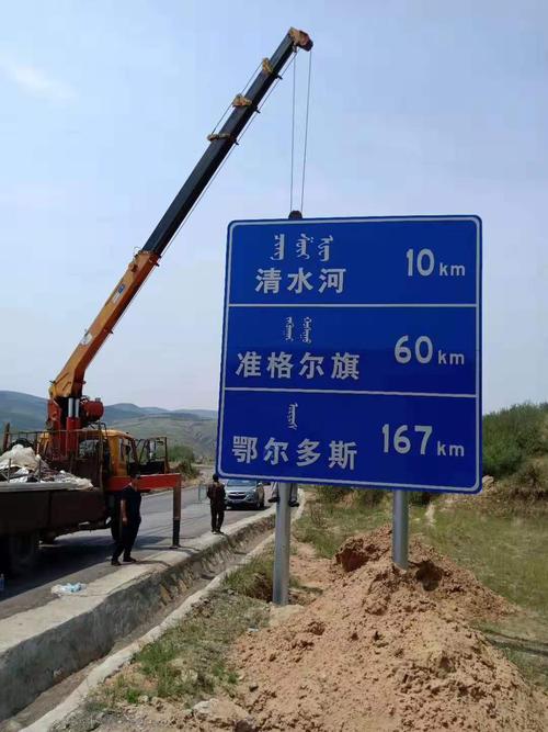 交通标记杆的结构与形状有什么要求